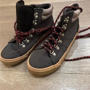 Black High-Top Sneakers with Red Laces